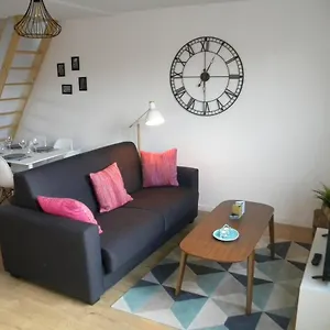  Appartement - Proche Metro - Stationnement Gratuit Frankrijk